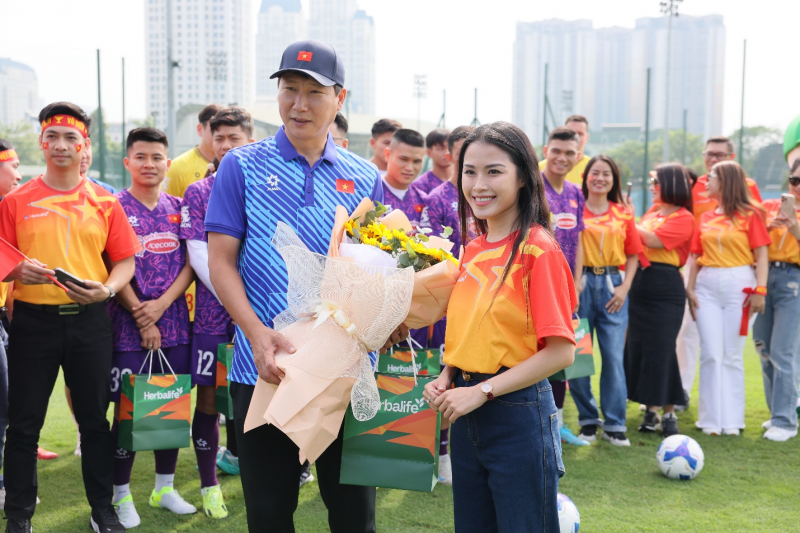 Herbalife đồng hành cùng đội tuyển Việt Nam sẵn sàng cho giải đấu lớn -0