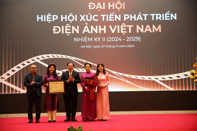 TS Ngô Phương Lan tiếp tục được bầu làm Chủ tịch Hiệp hội Xúc tiến phát triển Điện ảnh Việt Nam -0