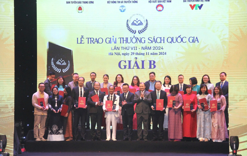 Nâng tầm Giải thưởng Sách quốc gia, đưa việc đọc sách trở thành nét đẹp văn hoá -0