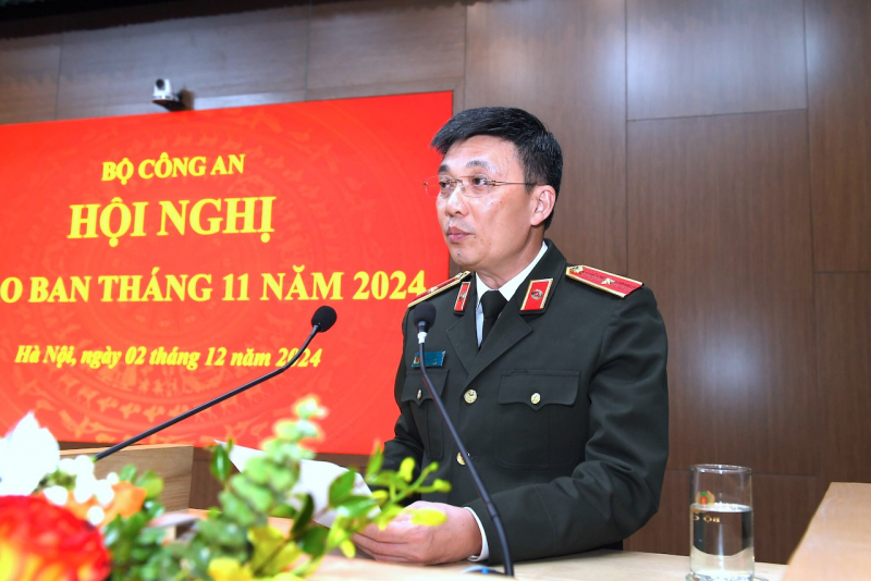 Phấn đấu 