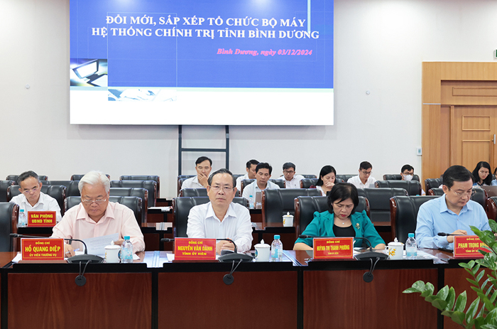 Bình Dương gấp rút sắp xếp tinh gọn bộ máy -0