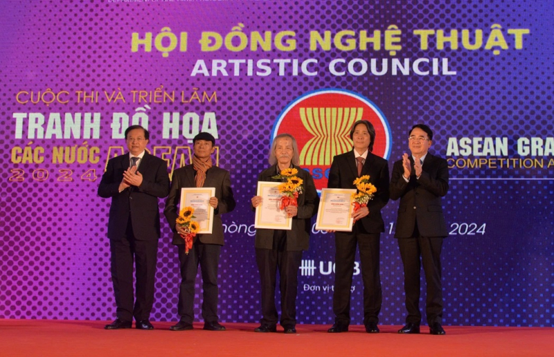 Trao giải 13 tác phẩm xuất sắc cuộc thi và triển lãm tranh đồ họa các nước Asean năm 2024 -0
