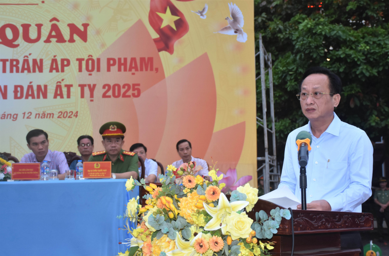 Công an Bạc Liêu ra quân bảo đảm ANNT Tết Nguyên đán Ất Tỵ -0