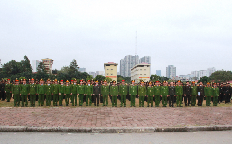 Hơn 300 học viên Trung cấp huấn luyện quân sự, võ thuật tại Bộ Tư lệnh Cảnh sát cơ động -0