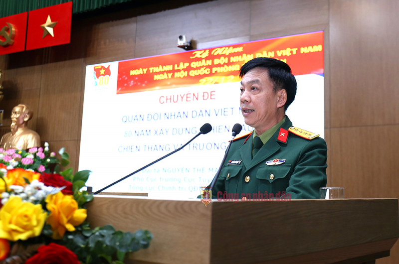 Tiếp tục coi trọng và nâng cao nhận thức về chính trị, tư tưởng trong CAND -0