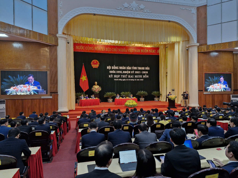 HĐND tỉnh Thanh Hoá xem xét quyết nghị 36 tờ trình của UBND tỉnh -0