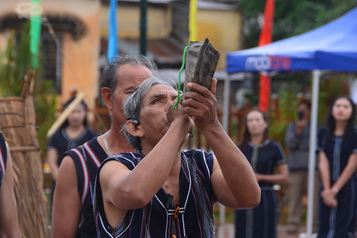 Tái hiện lễ hội Nhô Lir Bong của người Cơ Ho -0