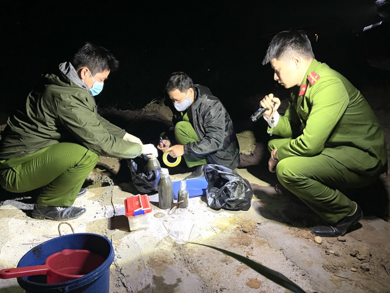 Bắt quả tang Công ty Cổ phần Hồ Toản xả thải trực tiếp ra sông Chảy -0