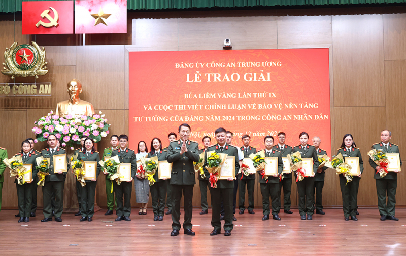 Trao Giải thưởng Búa Liềm Vàng, Cuộc thi chính luận bảo vệ nền tảng tư tưởng của Đảng trong CAND năm 2024 -0