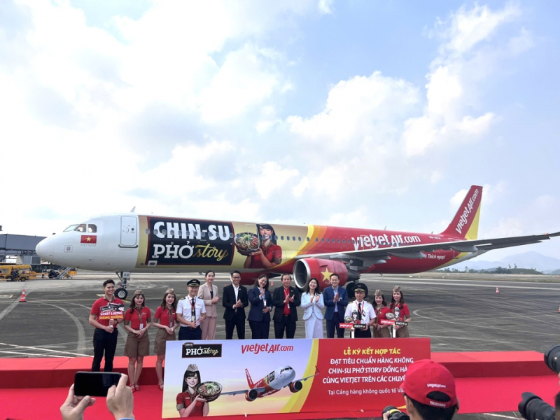 masan consumer và vietjet hợp tác đưa chin-su phở story ra thế giới.jpg -6