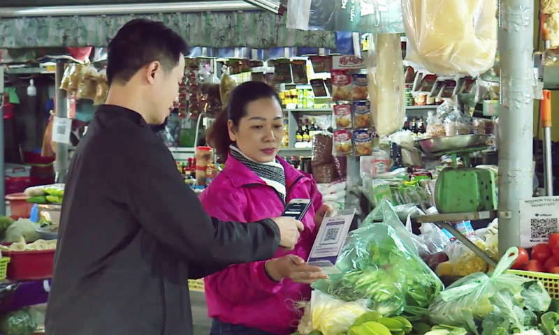 Tạo thói quen người dân thanh toán không dùng tiền mặt -0