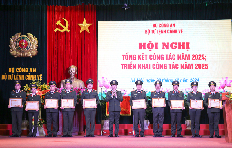 Quyết tâm giành thắng lợi mục tiêu hiện đại hóa lực lượng Cảnh vệ trong năm 2025 -0