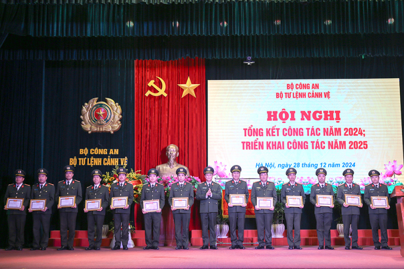 Quyết tâm giành thắng lợi mục tiêu hiện đại hóa lực lượng Cảnh vệ trong năm 2025 -0