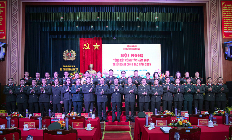 Quyết tâm giành thắng lợi mục tiêu hiện đại hóa lực lượng Cảnh vệ trong năm 2025 -0