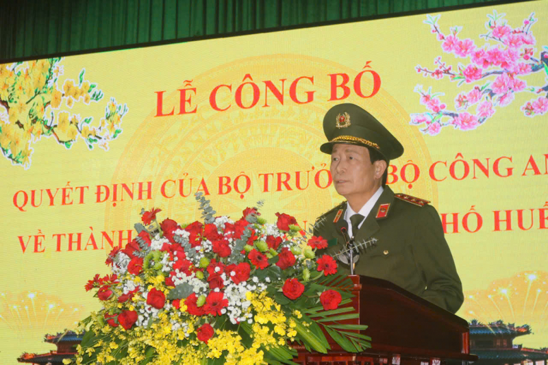 Công bố quyết định thành lập Công an thành phố Huế -0