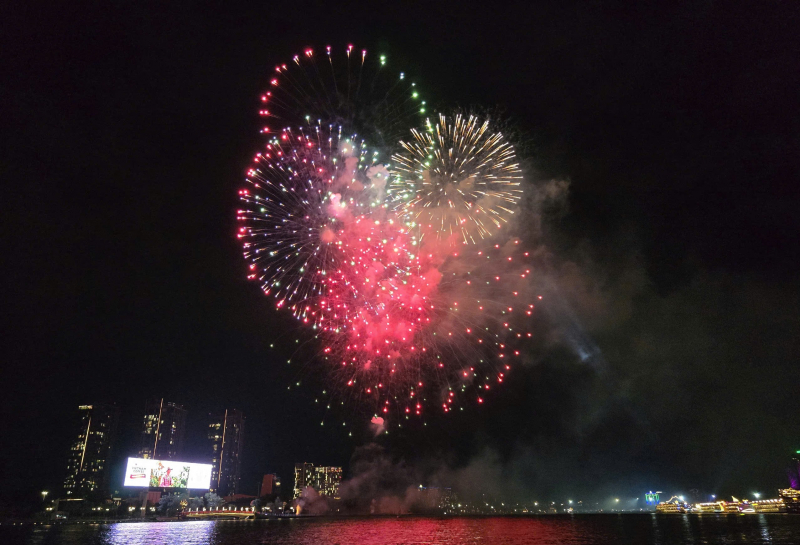 Hàng trăm cán bộ chiến sĩ đảm bảo ANTT suốt đêm giao thừa -2