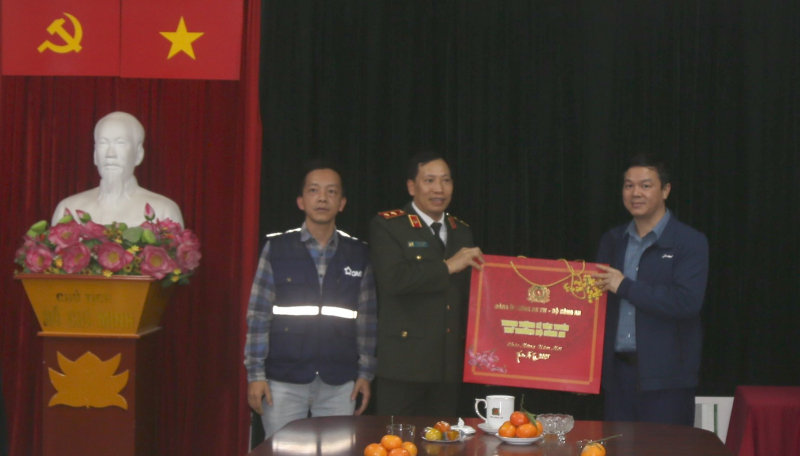 Thứ trưởng Lê Văn Tuyến thăm, kiểm tra tiến độ công trình trụ sở Bộ Công an -0