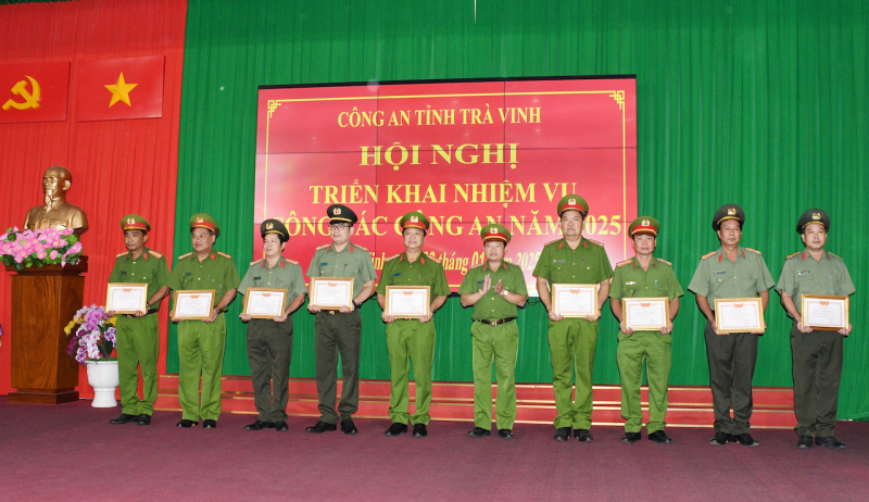 Trà Vinh: Giữ vững an ninh trật tự, góp phần phục vụ phát triển kinh tế -0