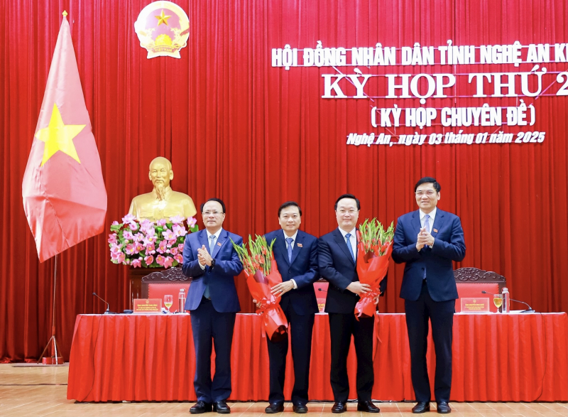 Nghệ An có tân chủ tịch UBND tỉnh -0
