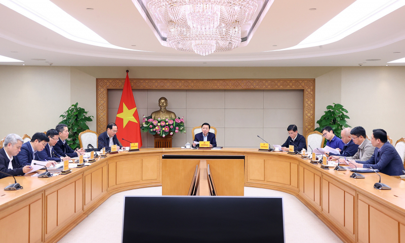 Khẩn trương xây dựng lộ trình chuyển đổi sang phương tiện sử dụng điện, năng lượng xanh -0