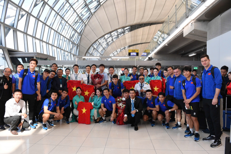 Vietnam Airlines provides business class tickets to the Vietnam football team