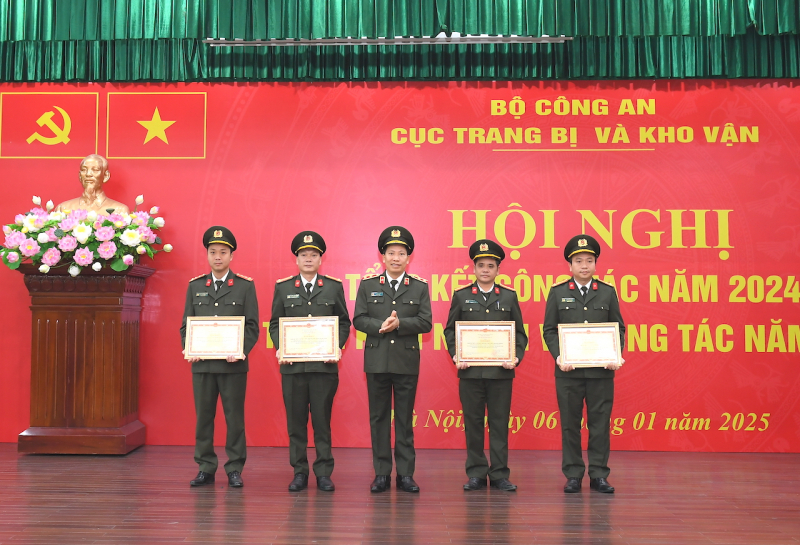 Đảm bảo trang bị, kho vận theo phương châm “chủ động, hiệu quả, tiết kiệm, hiện đại” -0