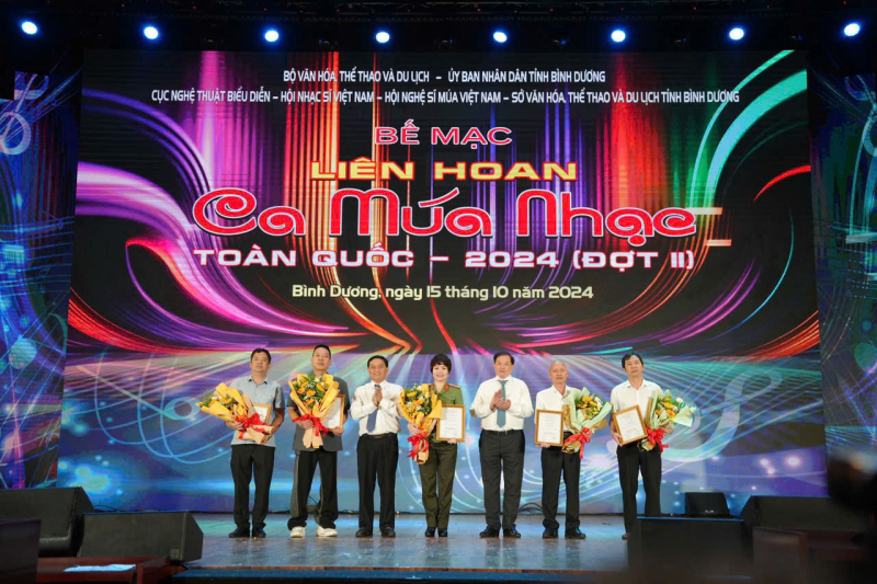 Thôi thúc cống hiến từ “mệnh lệnh trái tim”_ANTGTET_T29 -0