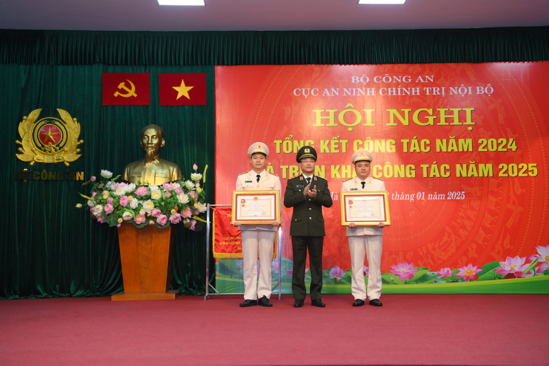 Công tác bảo vệ an ninh chính trị nội bộ phải góp phần thực hiện các chủ trương của Đảng -0