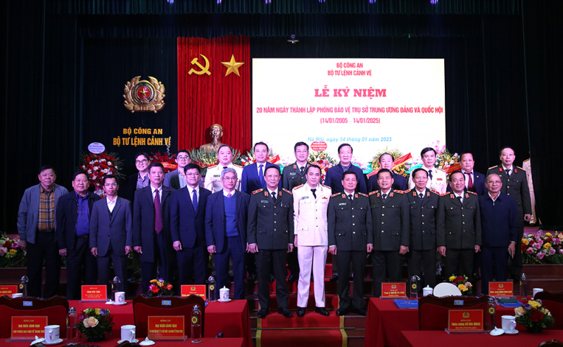 Tiếp tục bảo đảm tuyệt đối an ninh, an toàn trụ sở Trung ương Đảng và Quốc hội -0