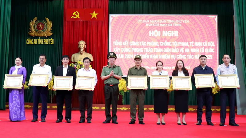 Nhiều chuyển biến tích cực trong phong trào Toàn dân bảo vệ ANTQ ở Phú Yên -0