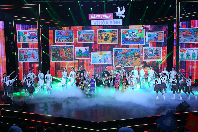 Bảo vệ Tổ quốc từ sớm, từ xa bằng những biện pháp hòa bình -0