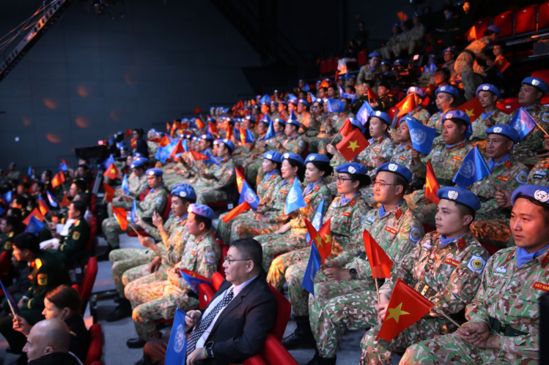 Bảo vệ Tổ quốc từ sớm, từ xa bằng những biện pháp hòa bình -1