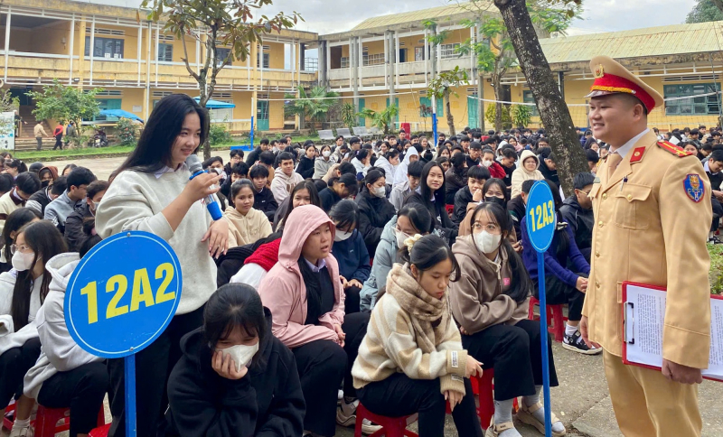 Ý thức người tham gia giao thông được nâng cao, tai nạn giảm sâu -0