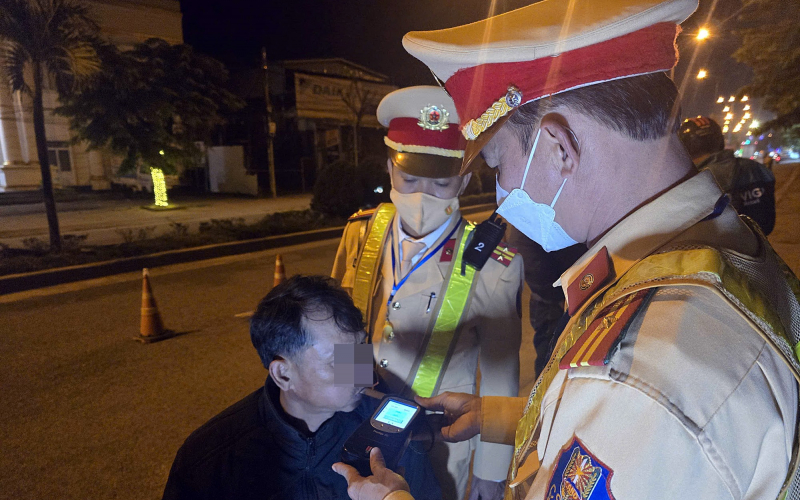 Ý thức người tham gia giao thông được nâng cao, tai nạn giảm sâu -0