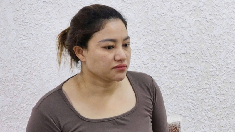 Nhân viên ngân hàng tạo hồ sơ vay, thẻ tín dụng để chiếm đoạt hàng trăm triệu đồng của khách hàng -0