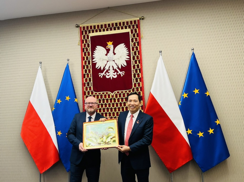 Thứ trưởng Lê Văn Tuyến thăm và làm việc tại Cộng hoà Ba Lan -1