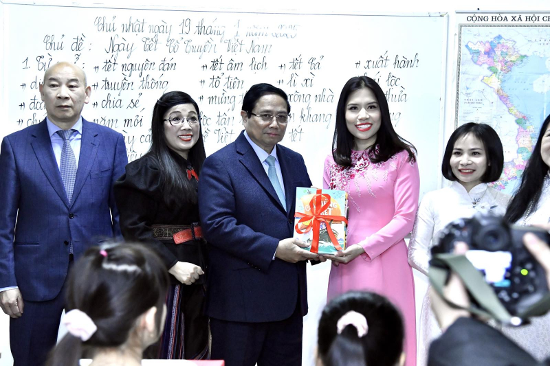 Thủ tướng thăm Trung tâm thương mại như 