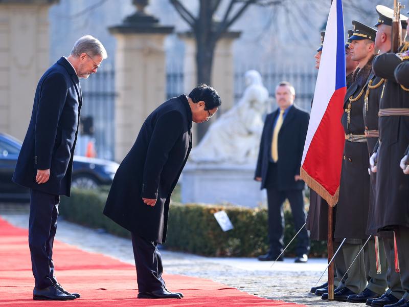 Thủ tướng Cộng hòa Czech chủ trì lễ đón trọng thể Thủ tướng Phạm Minh Chính -0