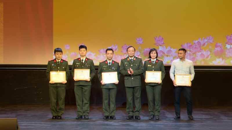 Các đơn vị thuộc Công đoàn CAND cùng gia đình đoàn viên vui Xuân, đón Tết cổ truyền -0