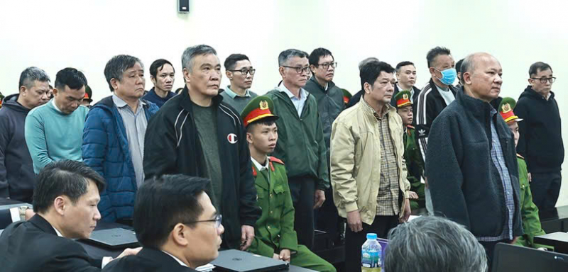 Cựu Chủ tịch UBND tỉnh Bình Thuận bị tuyên phạt 6 năm tù -1