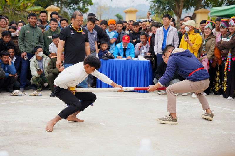 Ấm áp chương trình “Sắc xuân biên giới - An ninh vững bền” tại xã Na Tông, Điện Biên -0