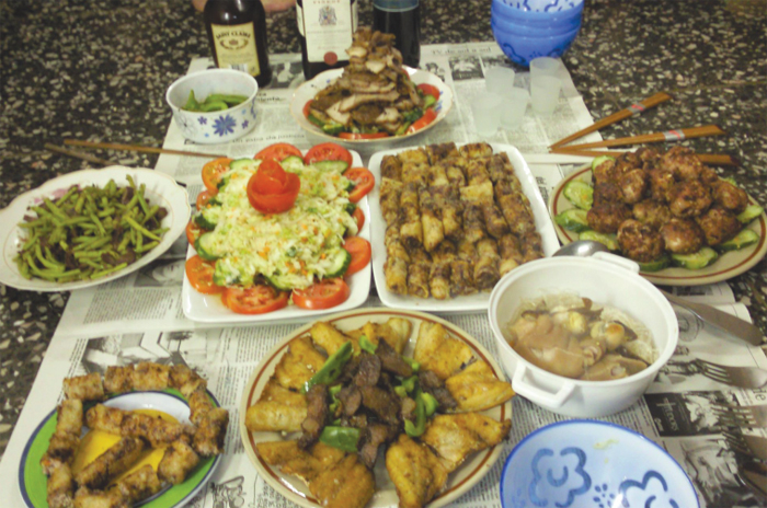 Trang 52,53 tết: Tết giao thoa giữa lòng
