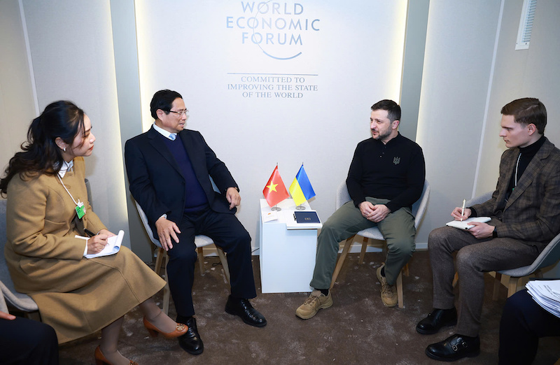 Thủ tướng Phạm Minh Chính gặp Tổng thống Ukraine -0