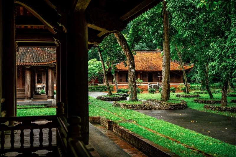 Du xuân trên vùng đất sử thi -0