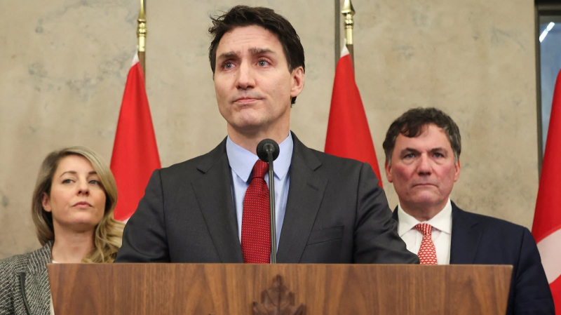 Canada tung đòn đáp trả lệnh áp thuế mới của Mỹ -0