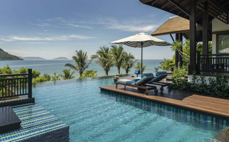 Cận cảnh căn villa giá 100 triệu đồng/đêm trong phim “Yêu nhầm bạn thân” -0