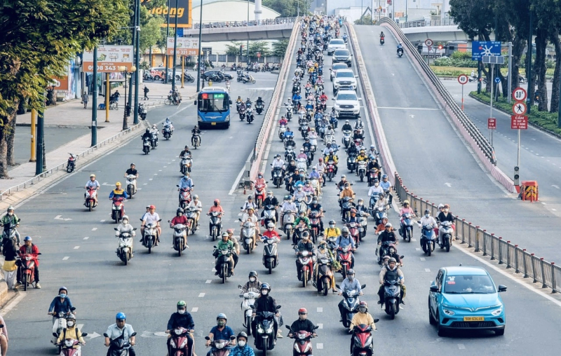 Giao thông thông thoáng trong ngày đầu đi làm sau kỳ nghỉ Tết -3
