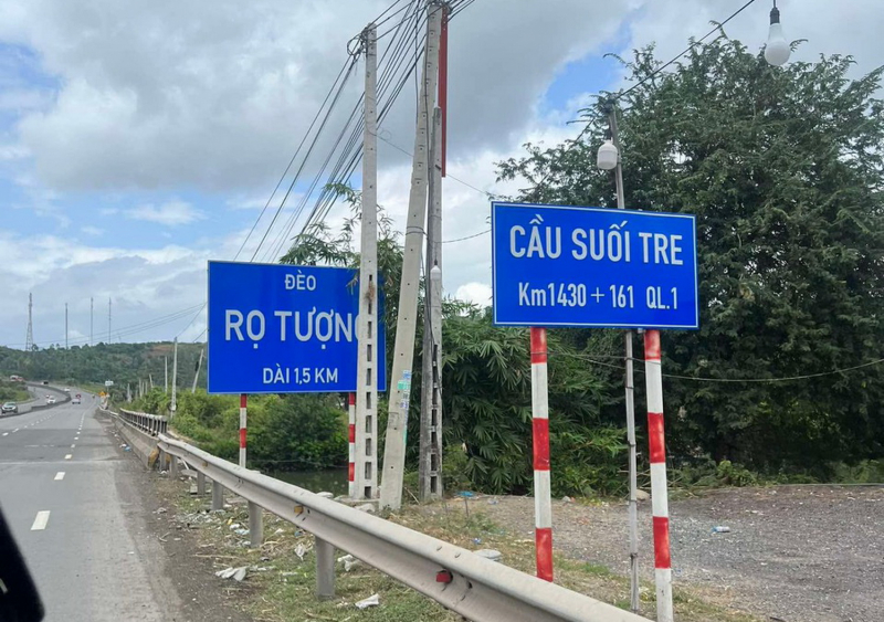 Một quán ăn phía Nam chân đèo Rọ Tượng bị tố “chặt chém” -0