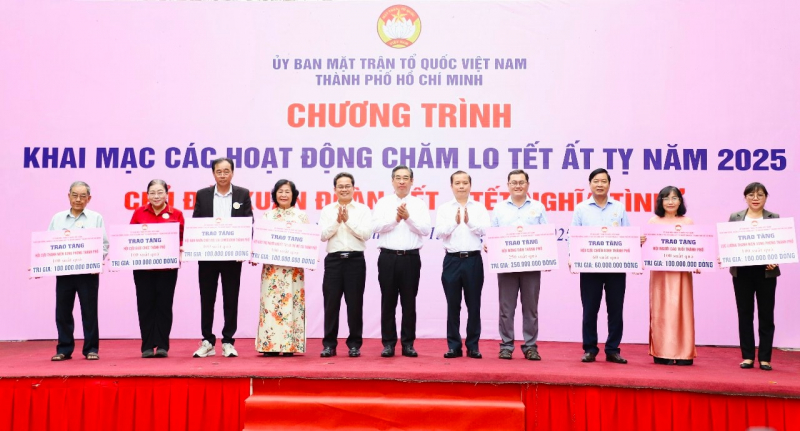 TP Hồ Chí Minh: Hàng ngàn tỷ đồng chăm lo “Tết tri ân - trọn vẹn - nghĩa tình” -0