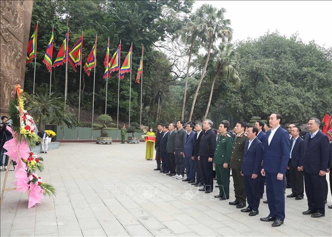 Tổng Bí thư Tô Lâm dâng hương tưởng niệm các Vua Hùng -0